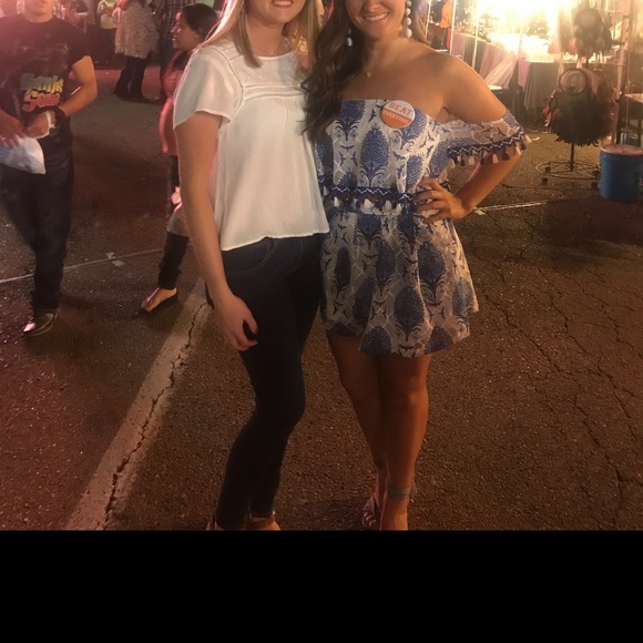 Two piece set - Picture 3 of 3